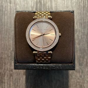 MICHAEL KORS ROSE GOLD WATCH WOMEN’s